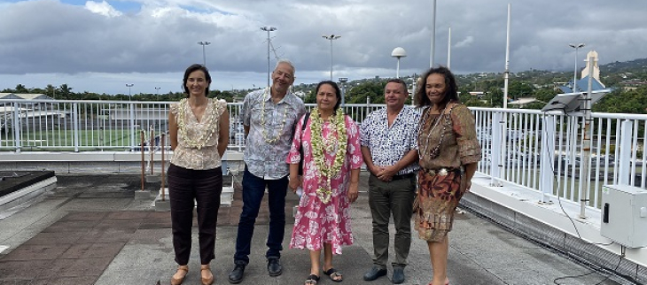 photo de groupe sur la terrasse de la DIRPF désolé l'image est inaccessible